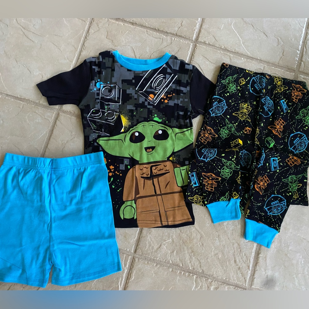 Baby Yoda Graphic Pajama Set